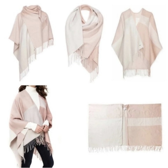 Soia & Kyo fringe wrap - Picture 2 of 8